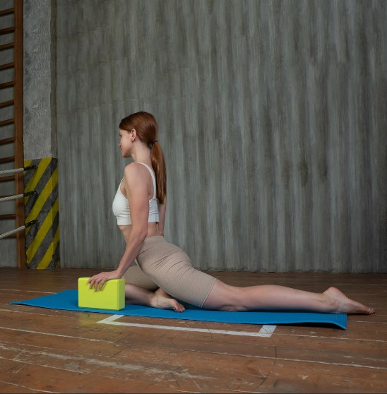 Блок для йоги в комплекте с ремнем PRCTZ YOGA STRAP & BLOCK 2-PIECE SET, набор PY6770 548_558