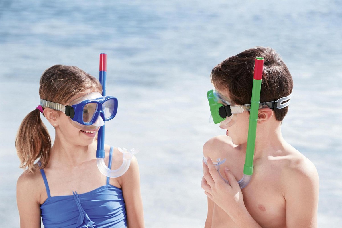 Комплект для плавания Bestway Essential Freestyle Snorkel 24035 2 цвета 1200_800